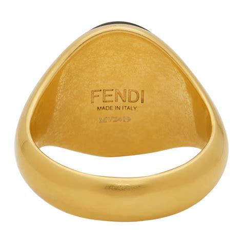 Fendi: Gold Karligraphy Signet Ring 